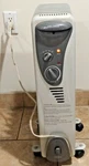 Pelonis Electric Oil-filled Radiator Heater (P06018271) Used. Price: $39.99.
