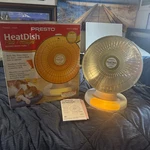 Presto Heatdish Parabolic Electric Heater Portable Plus Footlight 0791206 White Used. Price: $80.00.